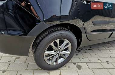 Внедорожник / Кроссовер Hyundai ix35 2014 в 
