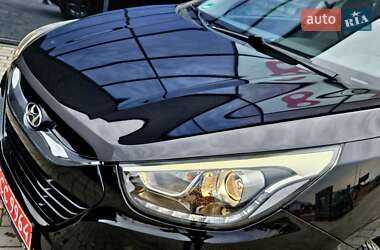 Внедорожник / Кроссовер Hyundai ix35 2014 в 
