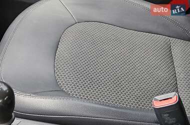 Внедорожник / Кроссовер Hyundai ix35 2014 в 
