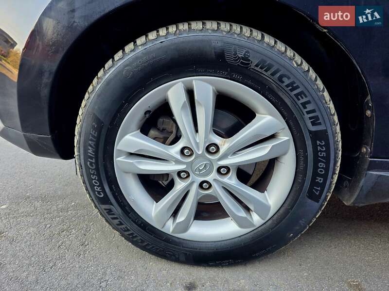 Внедорожник / Кроссовер Hyundai ix35 2010 в Самборе фото 41 Внедорожник / Кроссовер Hyundai ix35 2010 в Самборе