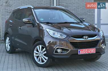 Позашляховик / Кросовер Hyundai ix35 2012 в 