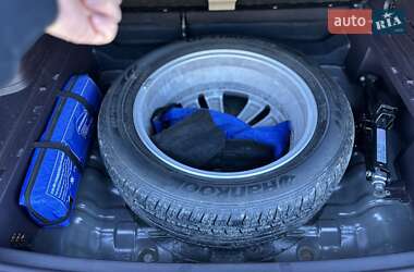 Позашляховик / Кросовер Hyundai ix35 2012 в 