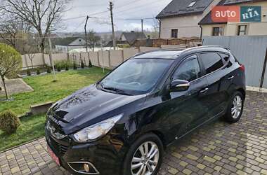 Внедорожник / Кроссовер Hyundai ix35 2012 в 