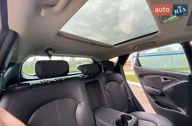 Внедорожник / Кроссовер Hyundai ix35 2013 в 
