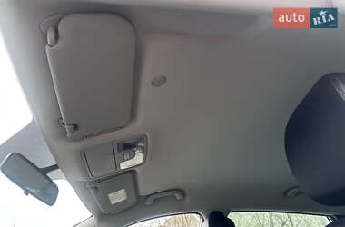 Внедорожник / Кроссовер Hyundai ix35 2011 в 