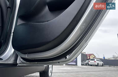 Внедорожник / Кроссовер Hyundai ix35 2011 в 