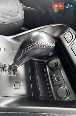 Внедорожник / Кроссовер Hyundai ix35 2011 в 