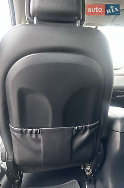 Внедорожник / Кроссовер Hyundai ix35 2011 в 