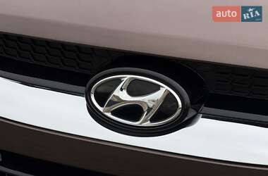 Внедорожник / Кроссовер Hyundai ix35 2014 в 
