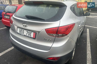 Позашляховик / Кросовер Hyundai ix35 2011 в 