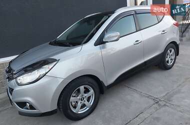 Внедорожник / Кроссовер Hyundai ix35 2010 в Каменец-Подольском