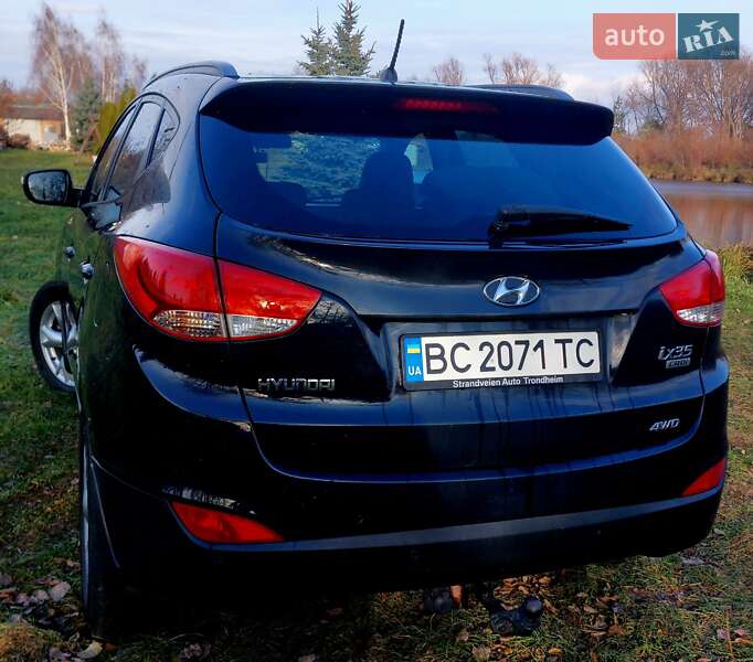 Позашляховик / Кросовер Hyundai ix35 2010 в Кам'янці-Бузькій