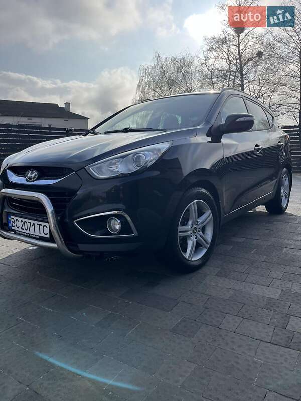 Позашляховик / Кросовер Hyundai ix35 2010 в Кам'янці-Бузькій