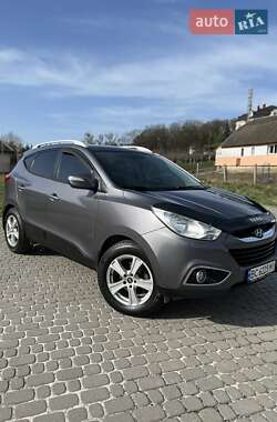 Внедорожник / Кроссовер Hyundai ix35 2011 в 