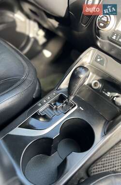 Внедорожник / Кроссовер Hyundai ix35 2011 в 