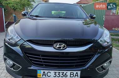 Внедорожник / Кроссовер Hyundai ix35 2010 в 