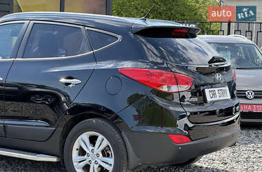 Позашляховик / Кросовер Hyundai ix35 2011 в 