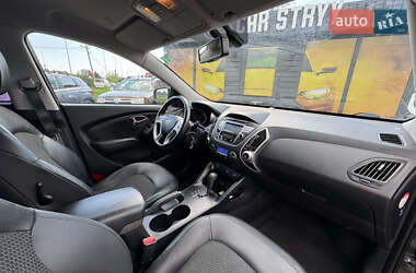 Позашляховик / Кросовер Hyundai ix35 2011 в 