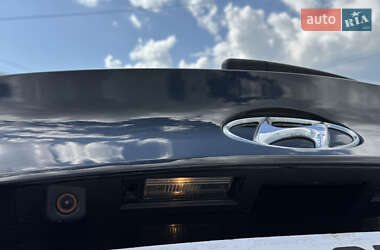 Позашляховик / Кросовер Hyundai ix35 2011 в 