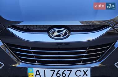 Позашляховик / Кросовер Hyundai ix35 2012 в 