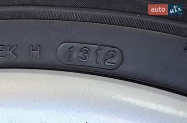 Позашляховик / Кросовер Hyundai ix35 2012 в 