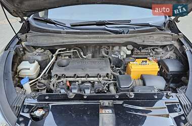 Позашляховик / Кросовер Hyundai ix35 2012 в 