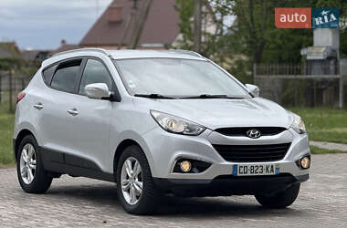 Позашляховик / Кросовер Hyundai ix35 2011 в 