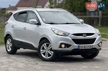 Позашляховик / Кросовер Hyundai ix35 2011 в 