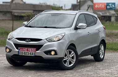 Позашляховик / Кросовер Hyundai ix35 2011 в 