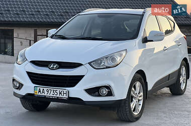 Позашляховик / Кросовер Hyundai ix35 2011 в 