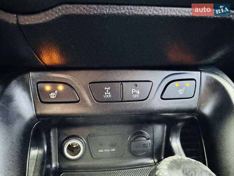 Позашляховик / Кросовер Hyundai ix35 2013 в Одесі