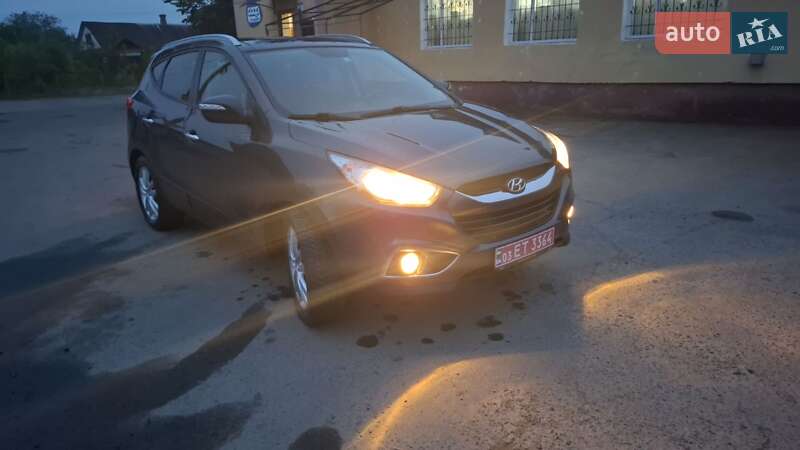 Позашляховик / Кросовер Hyundai ix35 2011 в Радивиліві