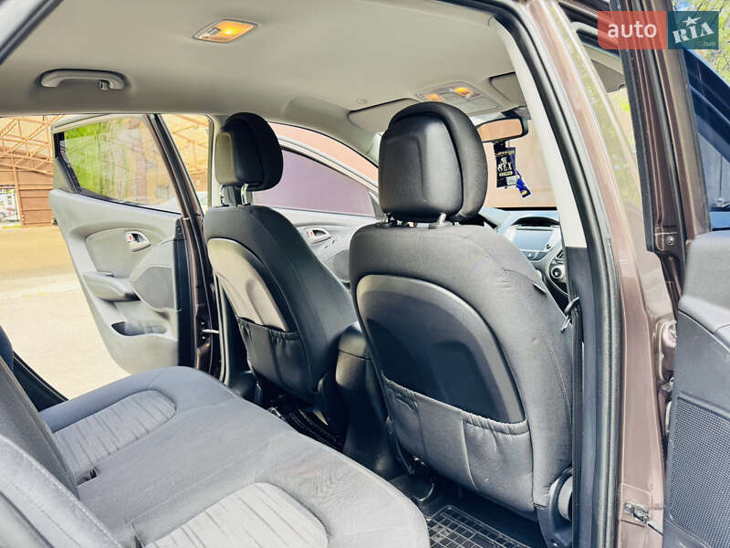 Позашляховик / Кросовер Hyundai ix35 2013 в Одесі