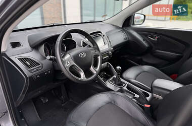 Внедорожник / Кроссовер Hyundai ix35 2014 в 