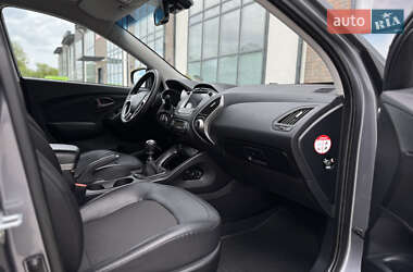 Внедорожник / Кроссовер Hyundai ix35 2014 в 