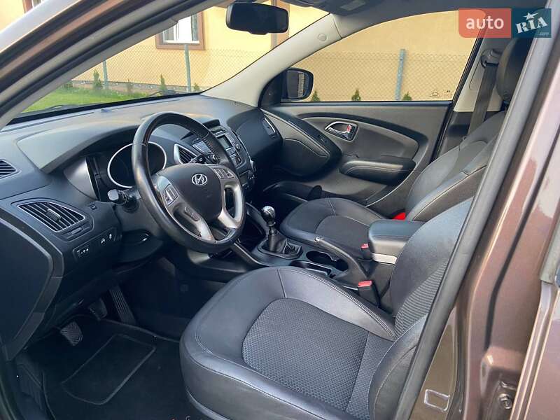 Внедорожник / Кроссовер Hyundai ix35 2013 в Калуше