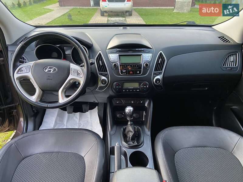 Внедорожник / Кроссовер Hyundai ix35 2013 в Калуше
