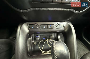 Позашляховик / Кросовер Hyundai ix35 2015 в 