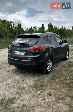 Позашляховик / Кросовер Hyundai ix35 2010 в 