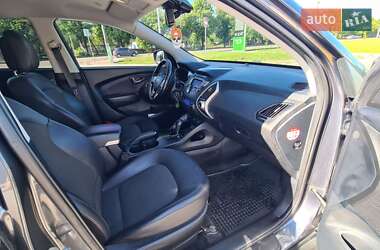Позашляховик / Кросовер Hyundai ix35 2010 в 