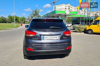 Позашляховик / Кросовер Hyundai ix35 2010 в 