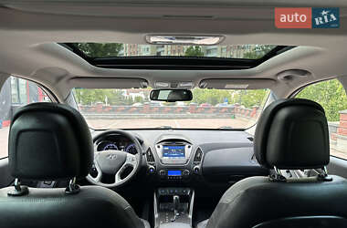 Внедорожник / Кроссовер Hyundai ix35 2014 в 