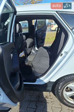 Внедорожник / Кроссовер Hyundai ix35 2010 в 