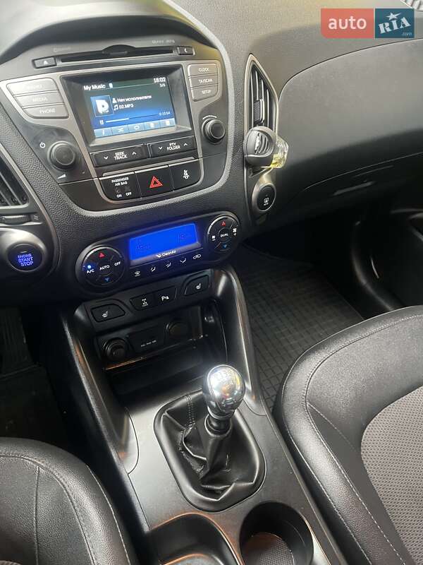 Внедорожник / Кроссовер Hyundai ix35 2013 в Калуше