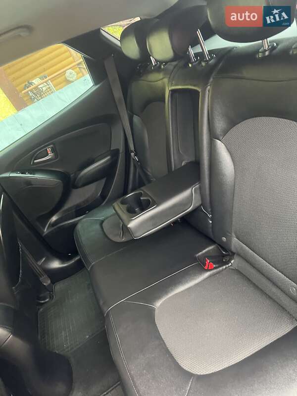 Внедорожник / Кроссовер Hyundai ix35 2013 в Калуше