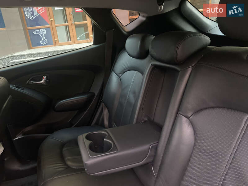 Позашляховик / Кросовер Hyundai ix35 2011 в Луцьку
