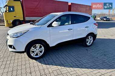 Позашляховик / Кросовер Hyundai ix35 2012 в 