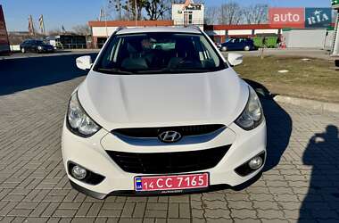 Позашляховик / Кросовер Hyundai ix35 2012 в 