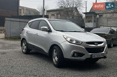 Позашляховик / Кросовер Hyundai ix35 2011 в 