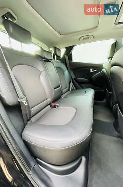 Внедорожник / Кроссовер Hyundai ix35 2014 в 